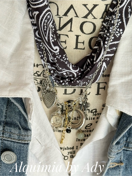 Alquimia Jewelry - AMERICANA + Black paisley bandanna charms necklace
